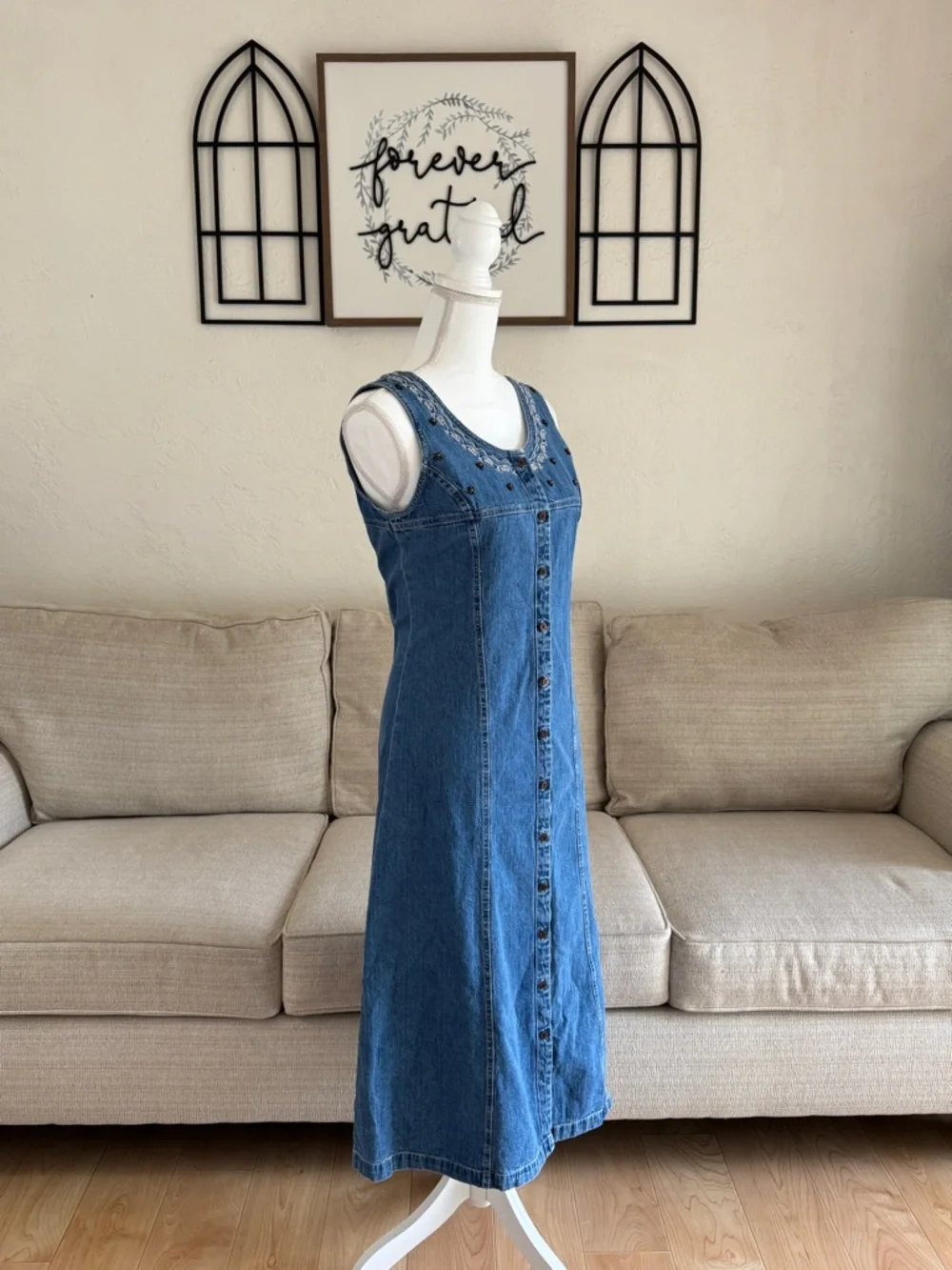 Vintage Christopher & Banks Embroidered Denim Button-Front Midi Dress Size 10